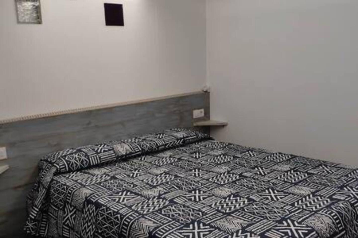 Taocasa Metal Apartment Olot Exterior photo